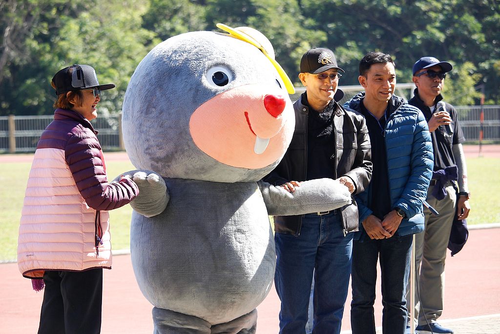 MFU News : MFU_Staff_sport_day_2017__24_.jpg