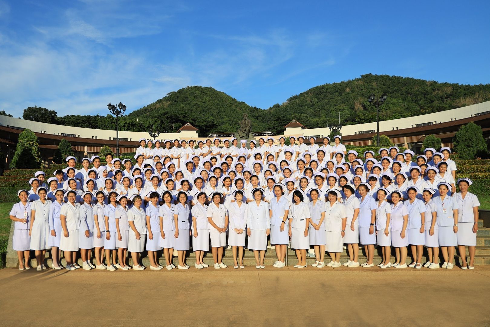 MFU News : MFU_Nursing__10-1_.jpg