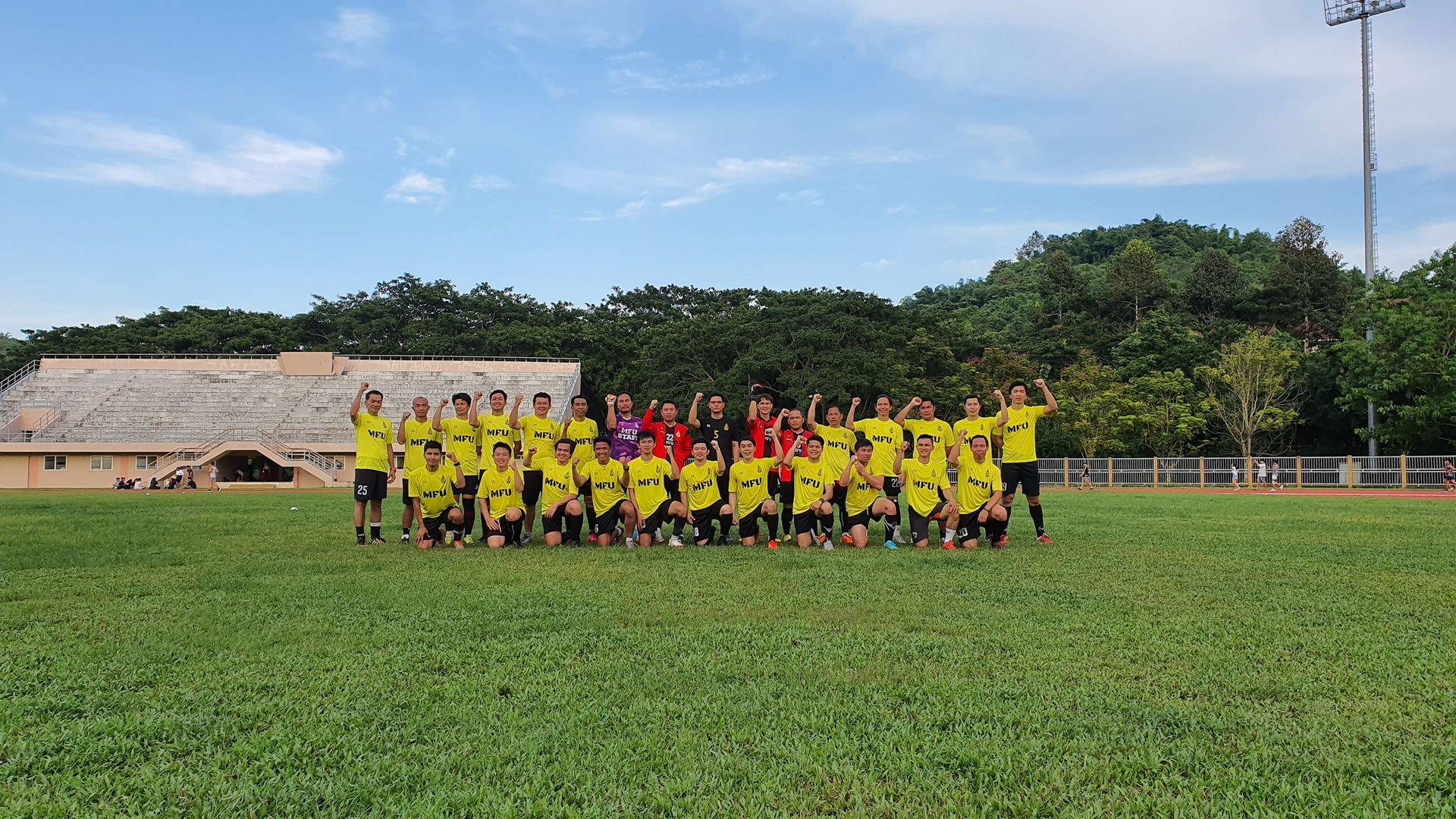 MFU News : MFU_football__7_.jpg