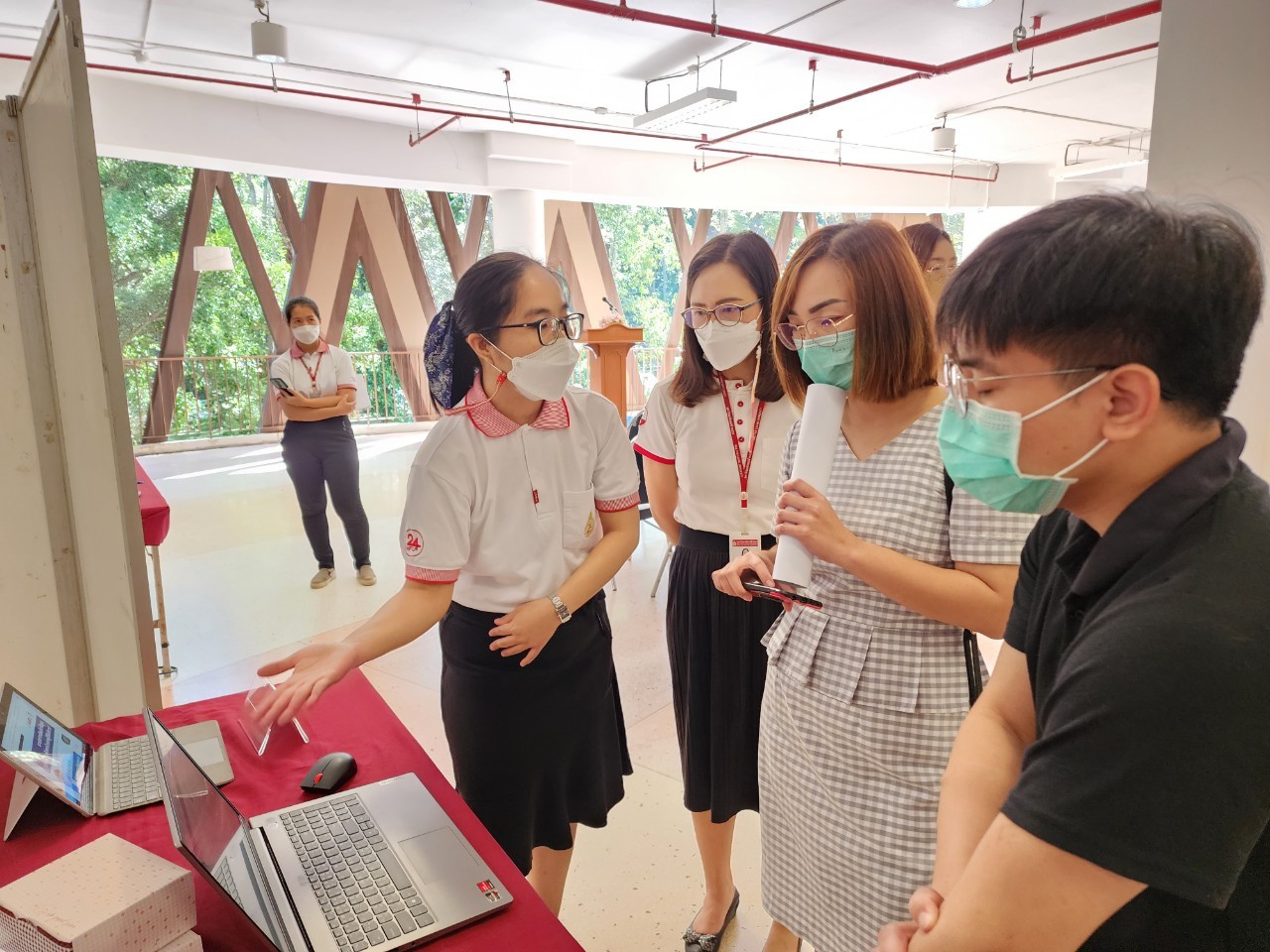 MFU News : LINE_ALBUM_นิทรรศการ_11_๒๒๑๑๒๔_28.jpg