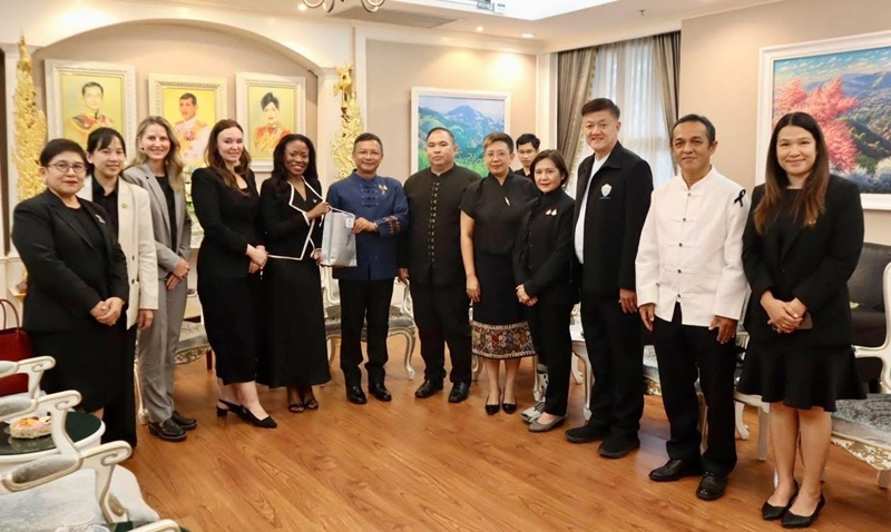 มฟล. ร่วมต้อนรับกงสุลใหญ่สหรัฐฯ หารือความร่วมมือด้านสิ่งแวดล้อมและเศรษฐกิจ เสริมสัมพันธ์ไทย–สหรัฐฯ ในระดับพื้นที่